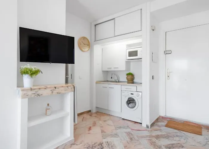 Sea View Penthouse Romana Playa Elviria 아파트 *