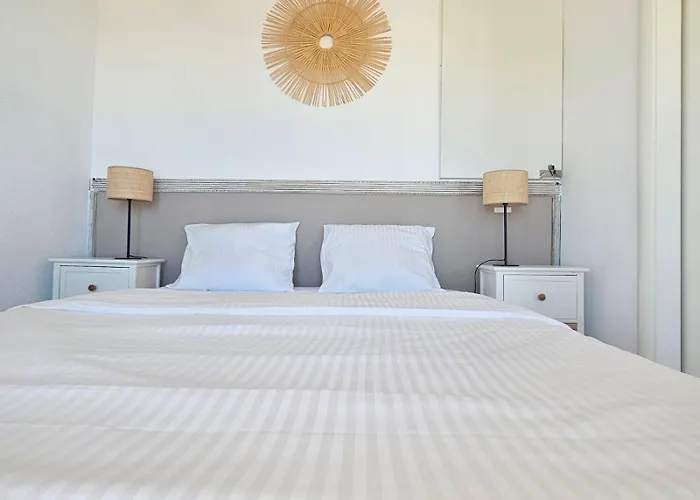 Sea View Penthouse Romana Playa Elviria 아파트 마르베야
