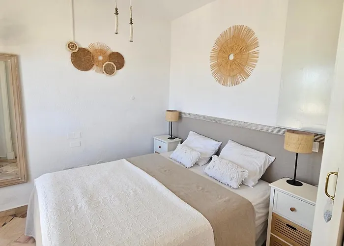 Sea View Penthouse Romana Playa Elviria * 马尔韦利亚