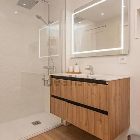 Sea View Penthouse Romana Playa Elviria Апартаменти *